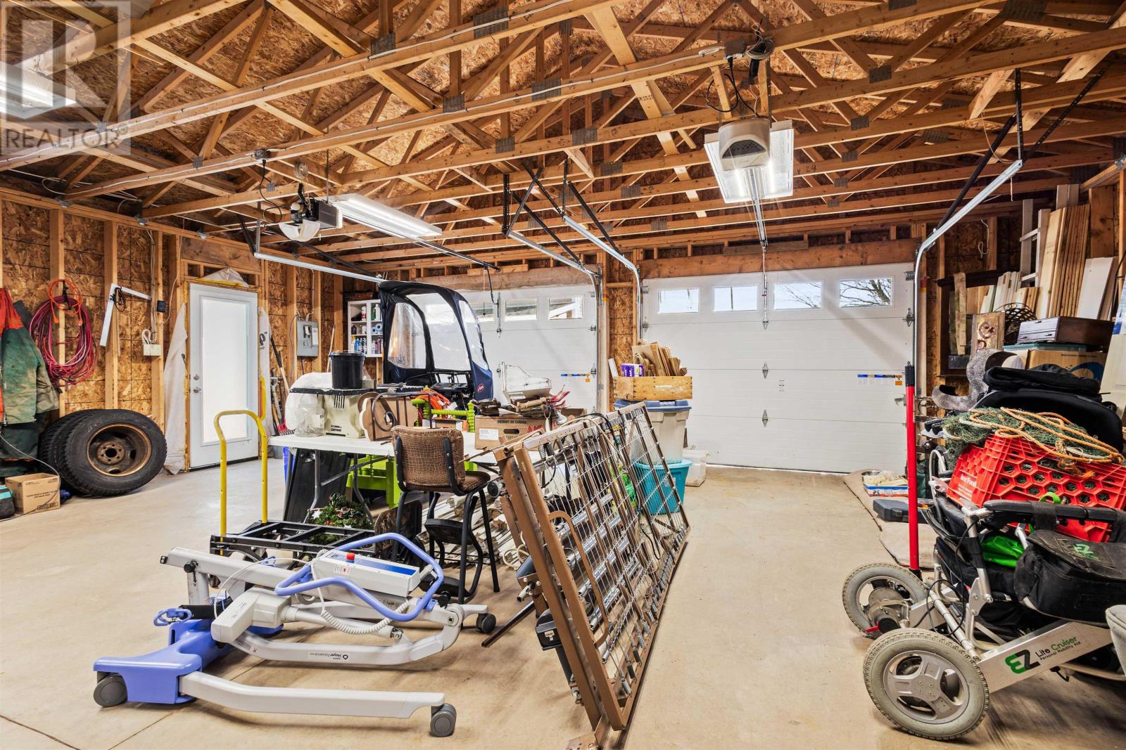 9 Mcdougall Street, Springhill, Nova Scotia  B0M 1X0 - Photo 38 - 202504284