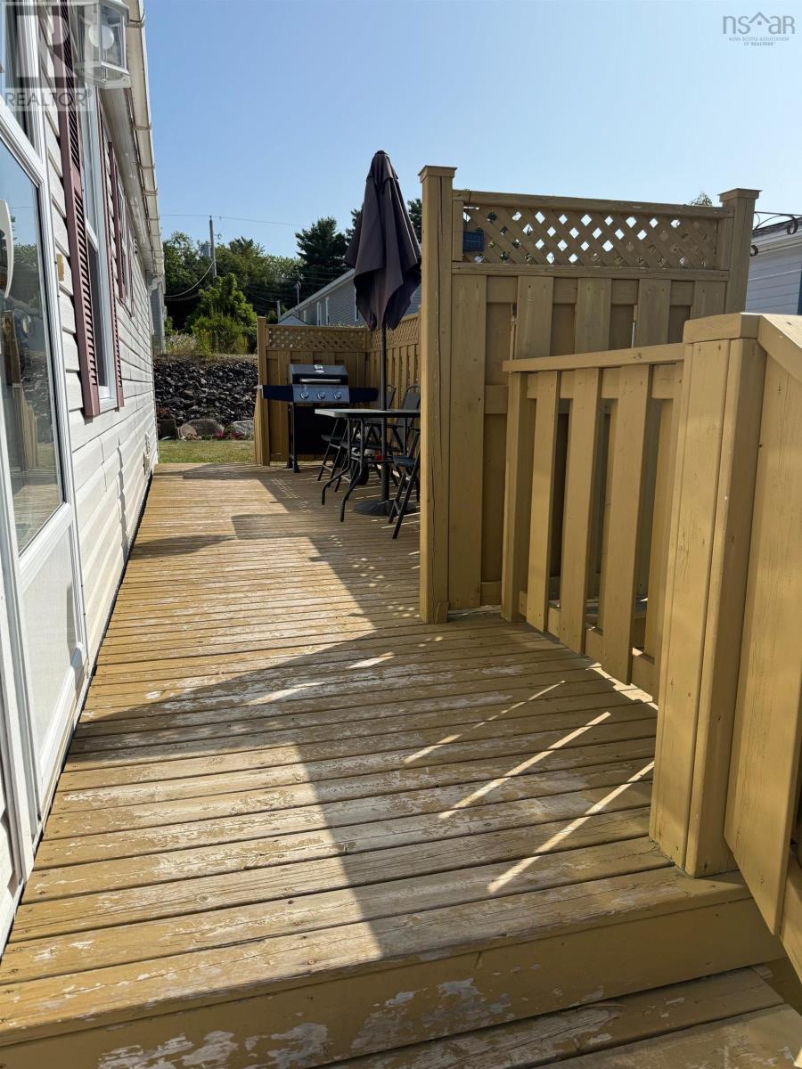 14 Belmont Drive, Bridgewater, Nova Scotia  B4V 4E5 - Photo 5 - 202518759