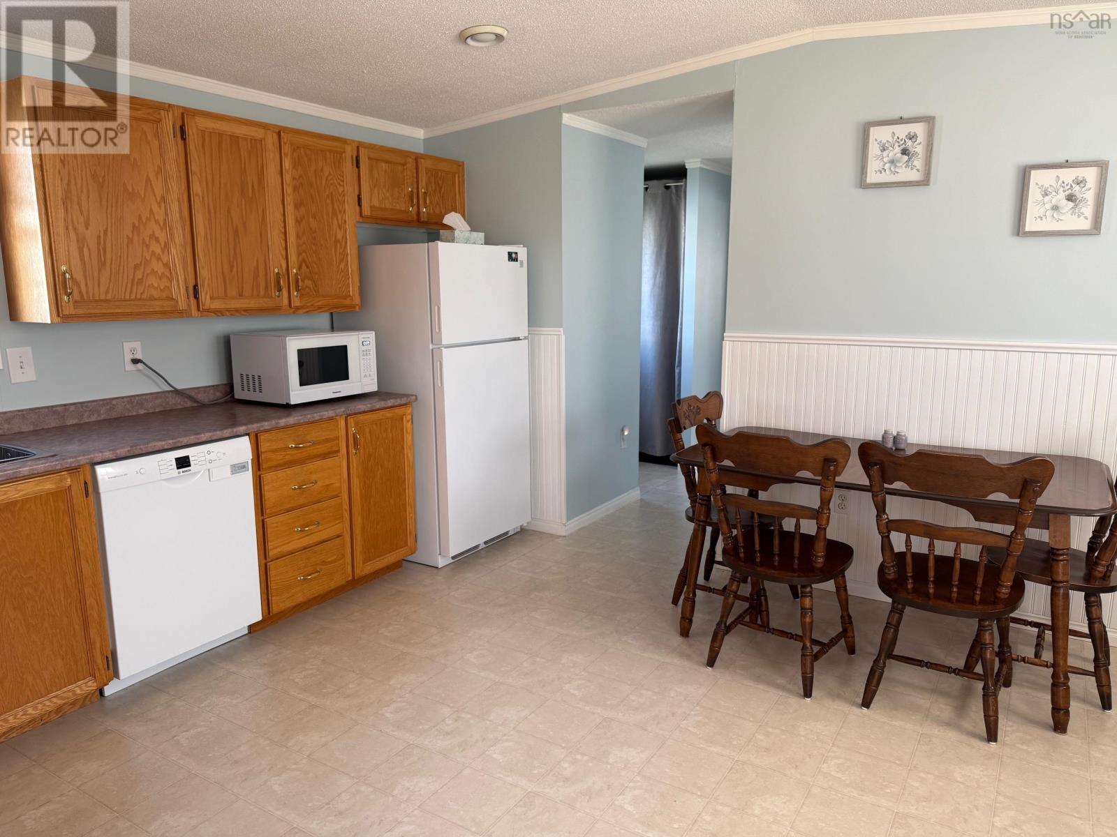 14 Belmont Drive, Bridgewater, Nova Scotia  B4V 4E5 - Photo 7 - 202518759