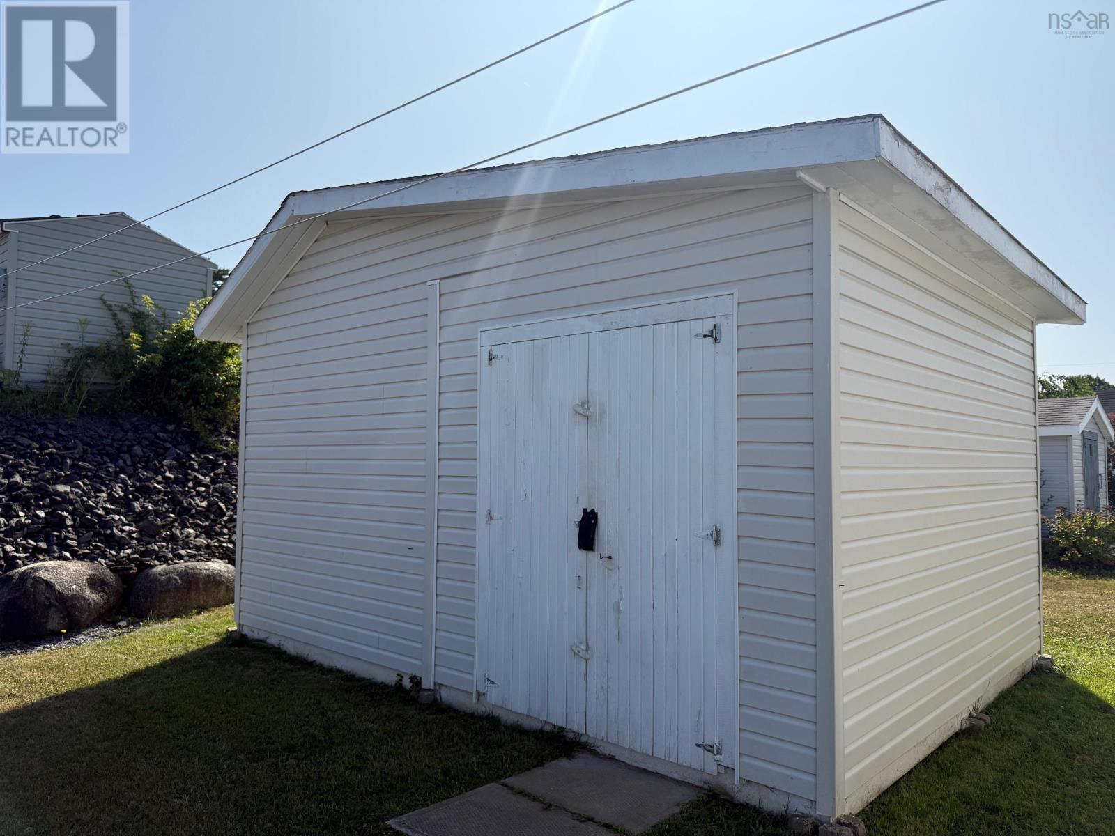 14 Belmont Drive, Bridgewater, Nova Scotia  B4V 4E5 - Photo 6 - 202518759