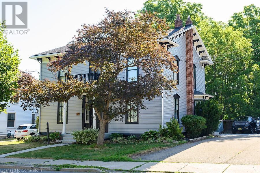 23 MOUNTAIN Street, Grimsby, Ontario