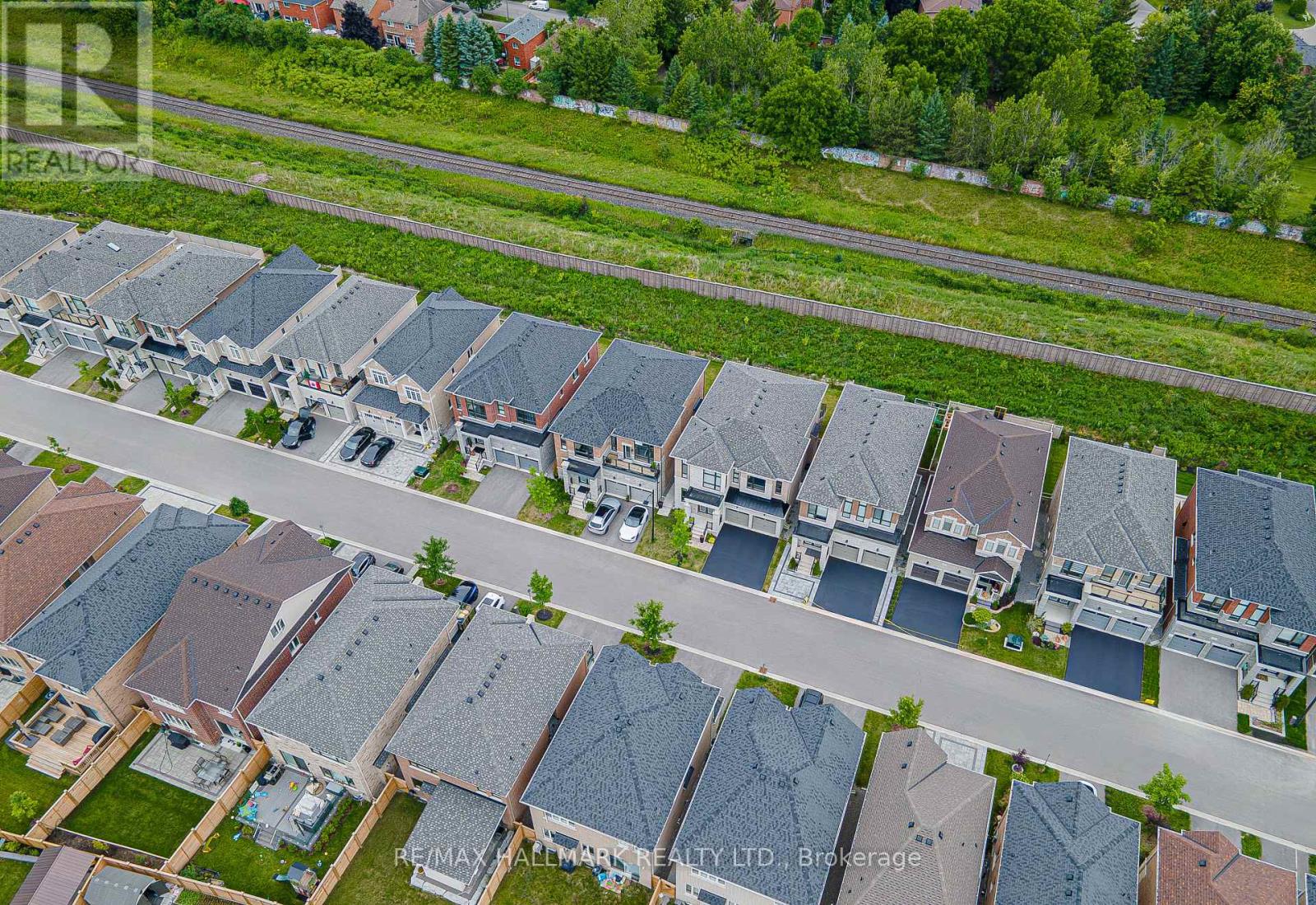 84 Pine Hill Crescent, Aurora, Ontario  L4G 3X9 - Photo 42 - N12310040