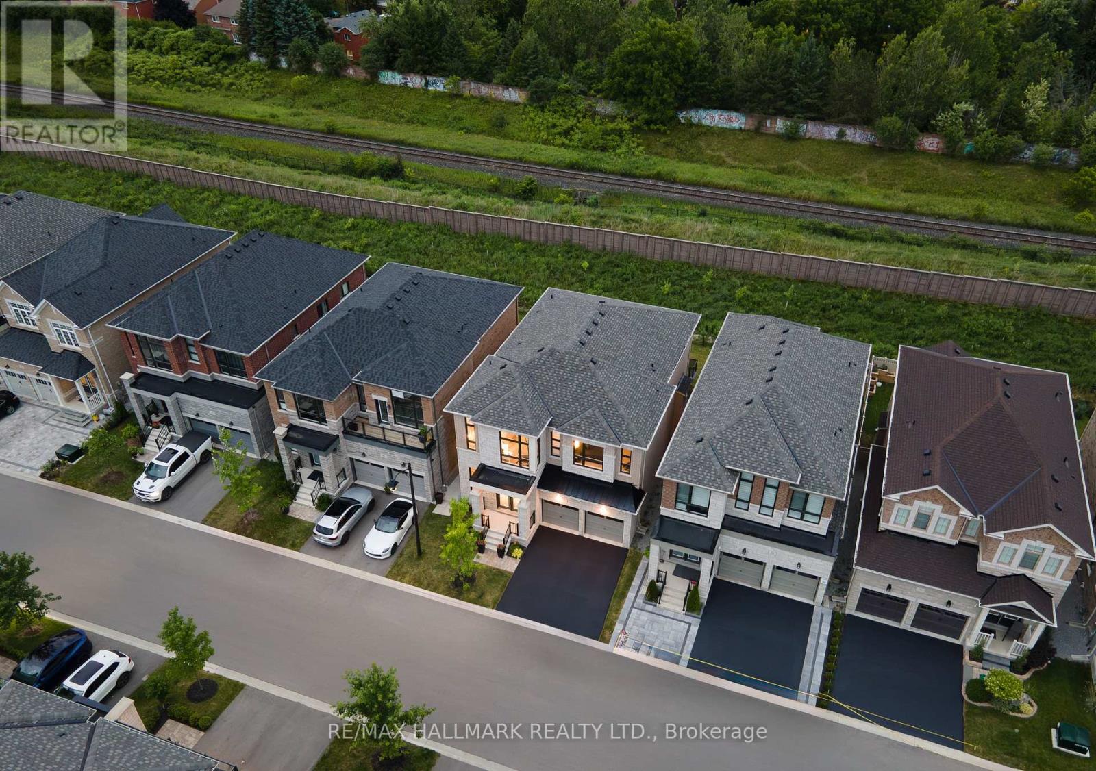 84 Pine Hill Crescent, Aurora, Ontario  L4G 3X9 - Photo 41 - N12310040