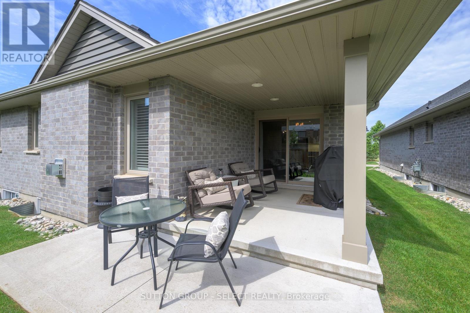 65 - 234 Peach Tree Boulevard, St. Thomas, Ontario  N5R 0G8 - Photo 6 - X12310163