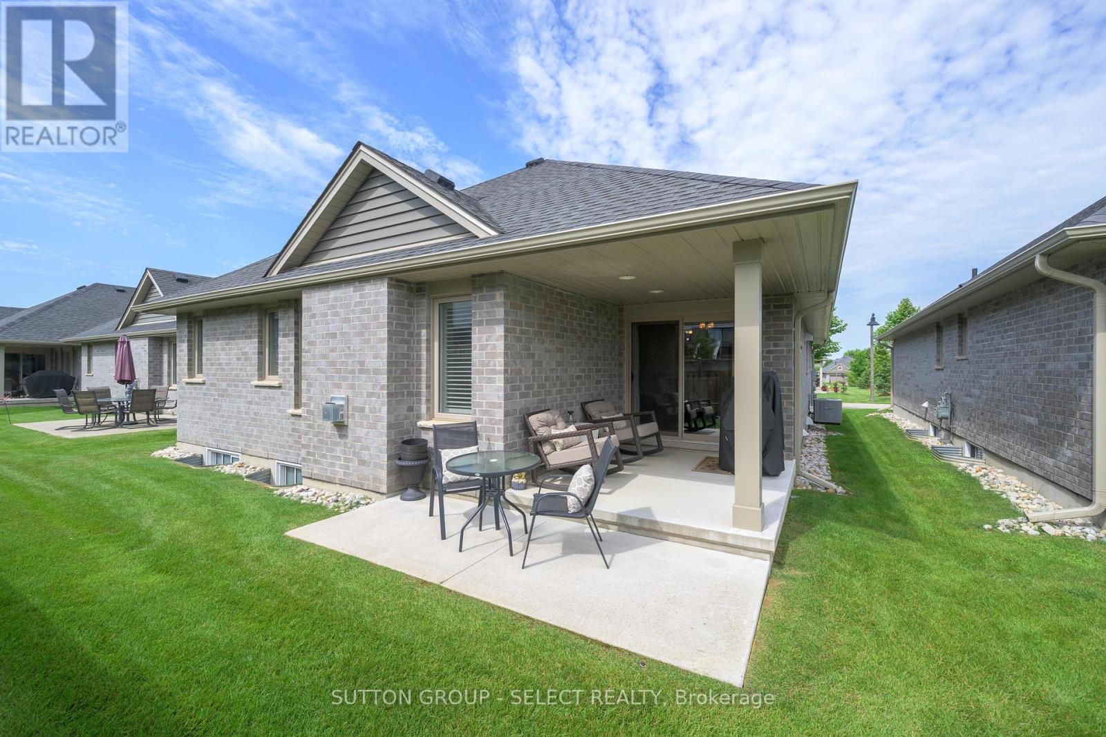 65 - 234 Peach Tree Boulevard, St. Thomas, Ontario  N5R 0G8 - Photo 9 - X12310163