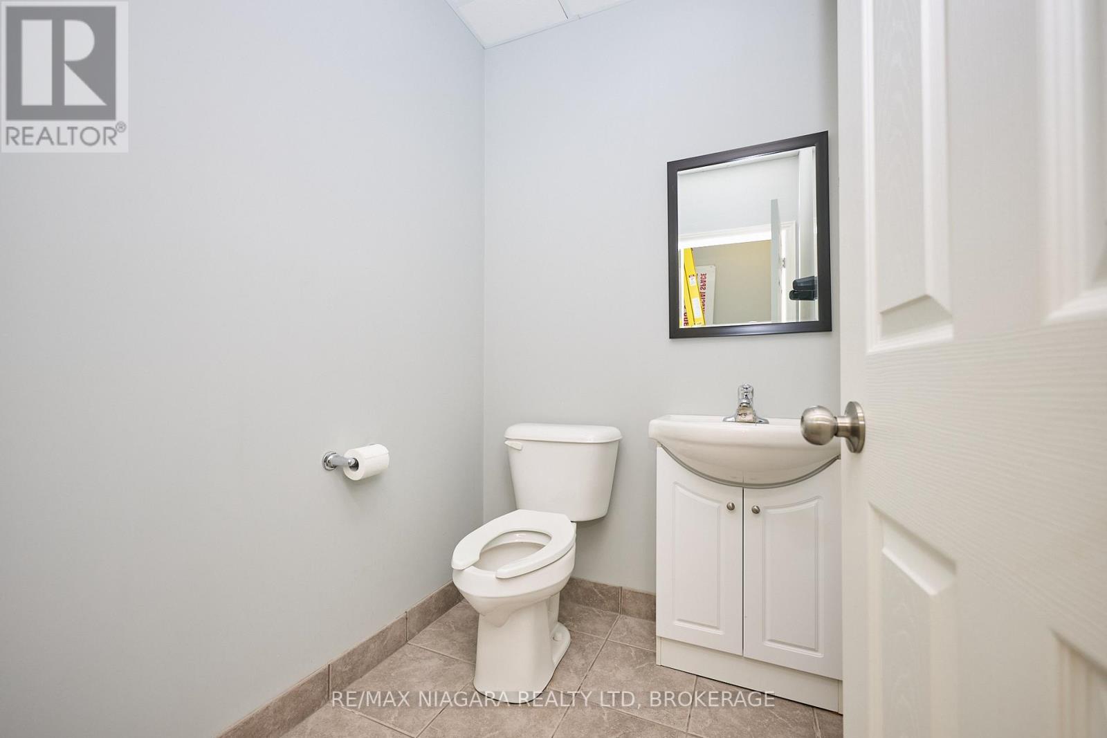 1b - 5927 Thorold Stone Road, Niagara Falls (Church's Lane), Ontario  L2J 1A1 - Photo 14 - X12310158