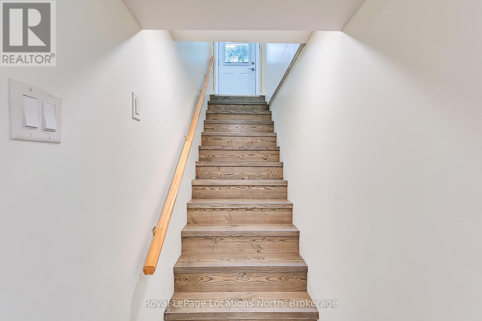 283 Denmark Street, Meaford, Ontario  N4L 1C2 - Photo 31 - X12310172