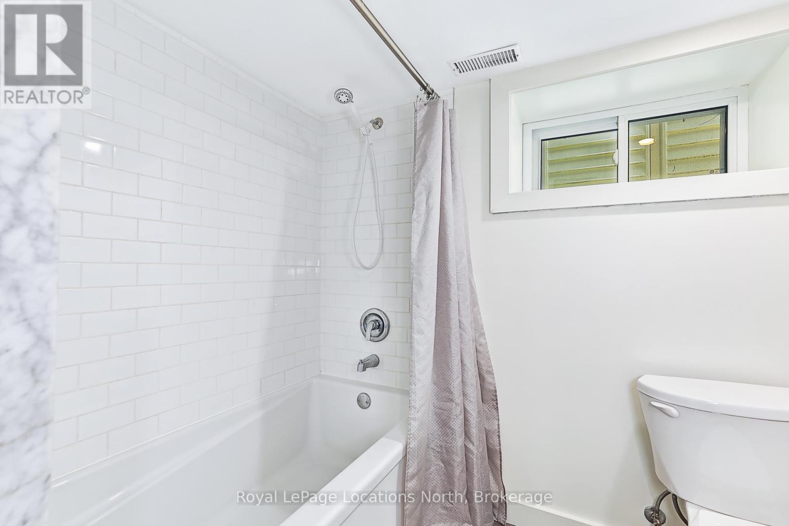 283 Denmark Street, Meaford, Ontario  N4L 1C2 - Photo 38 - X12310172