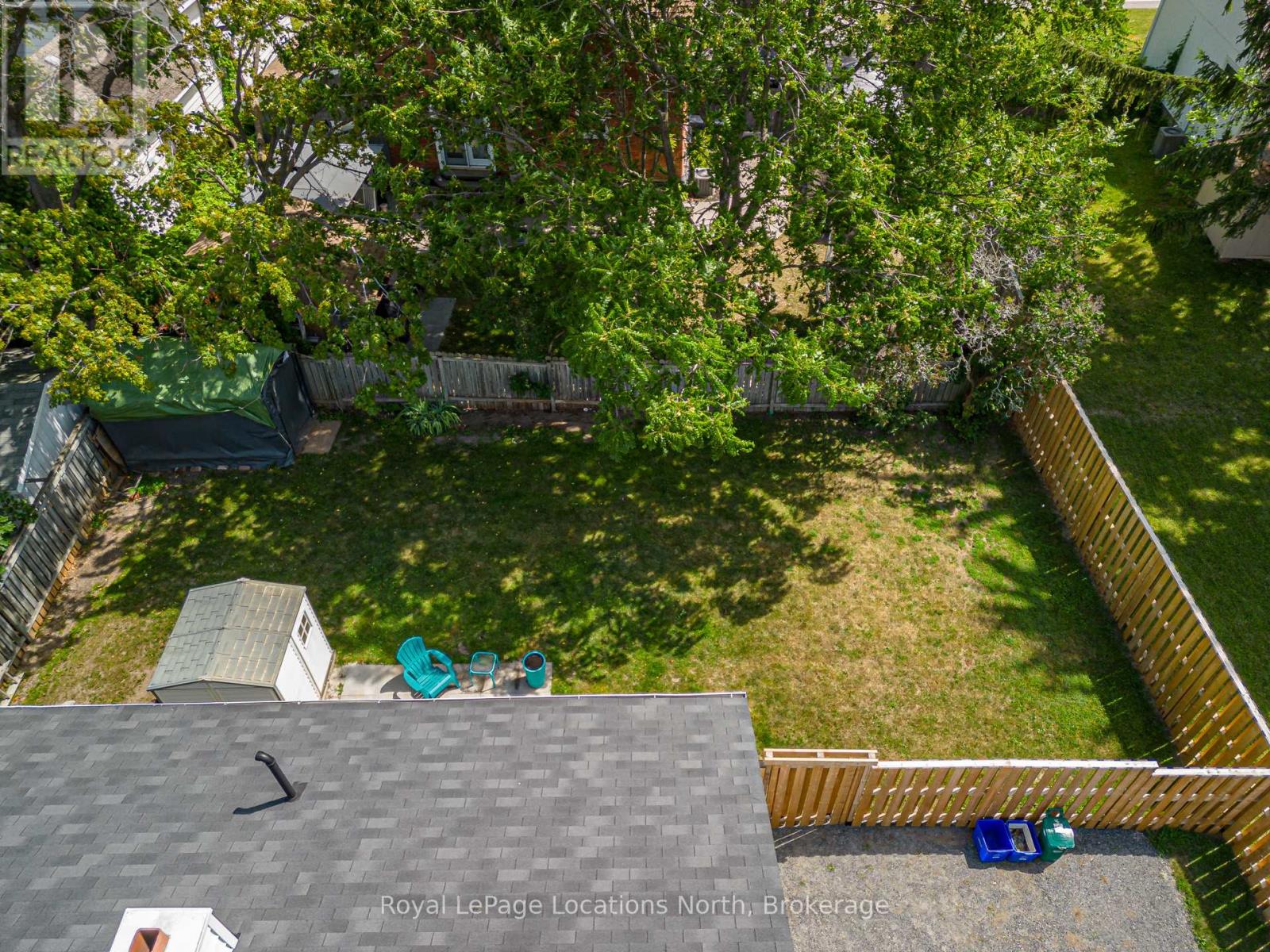 283 Denmark Street, Meaford, Ontario  N4L 1C2 - Photo 7 - X12310172