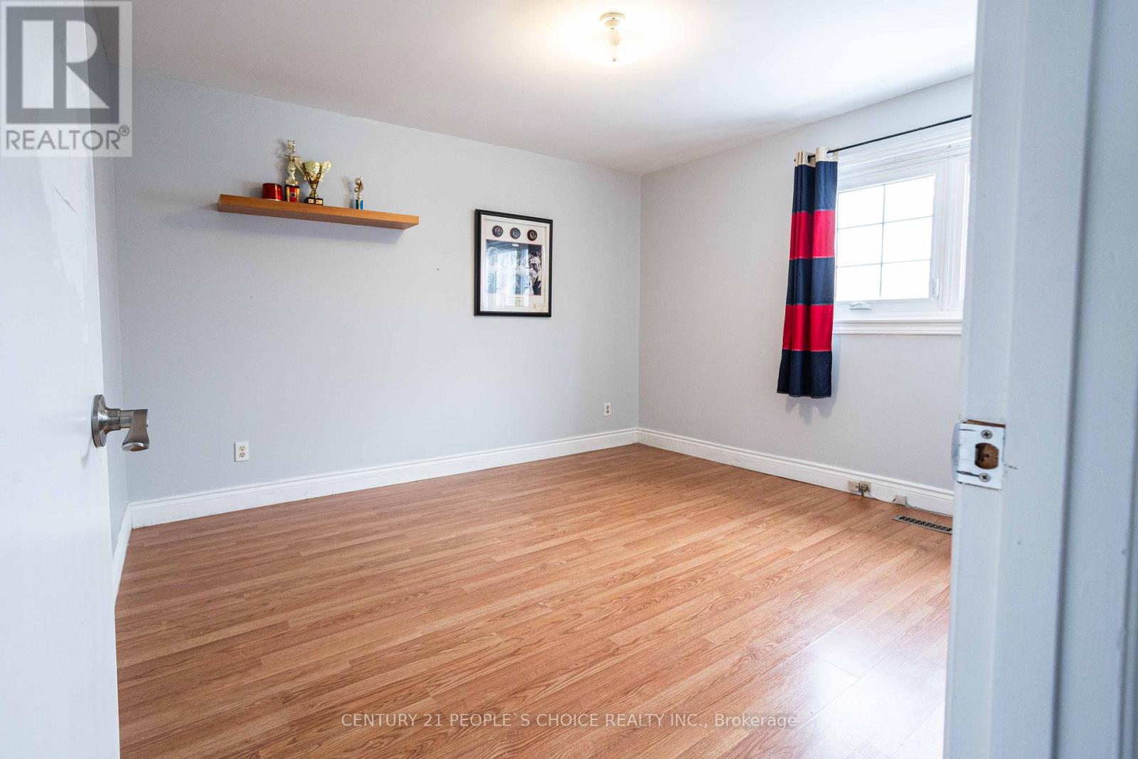 32 Madrid Crescent, Brampton, Ontario  L6S 2X4 - Photo 33 - W12201591
