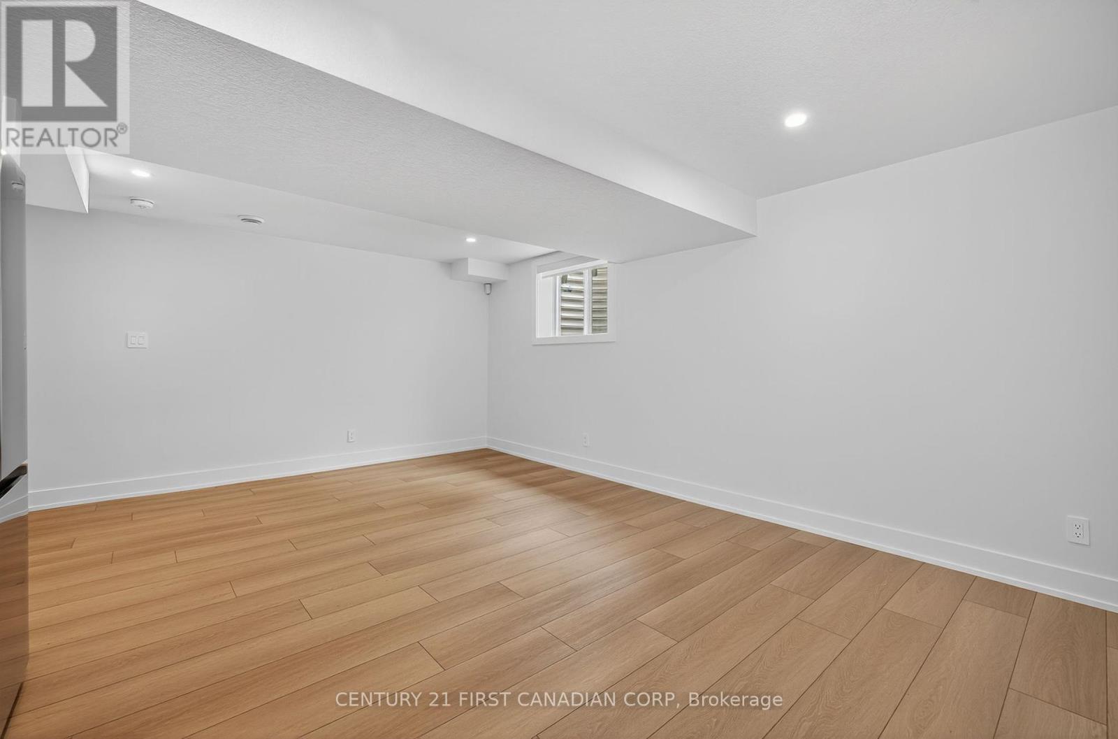 56- Lower - 1175 Riverbend Road, London South (South B), Ontario  N6K 0E9 - Photo 11 - X12310236