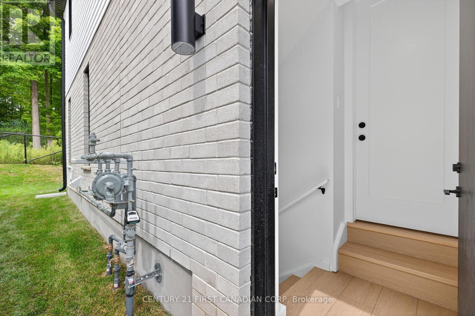 56- Lower - 1175 Riverbend Road, London South (South B), Ontario  N6K 0E9 - Photo 19 - X12310236