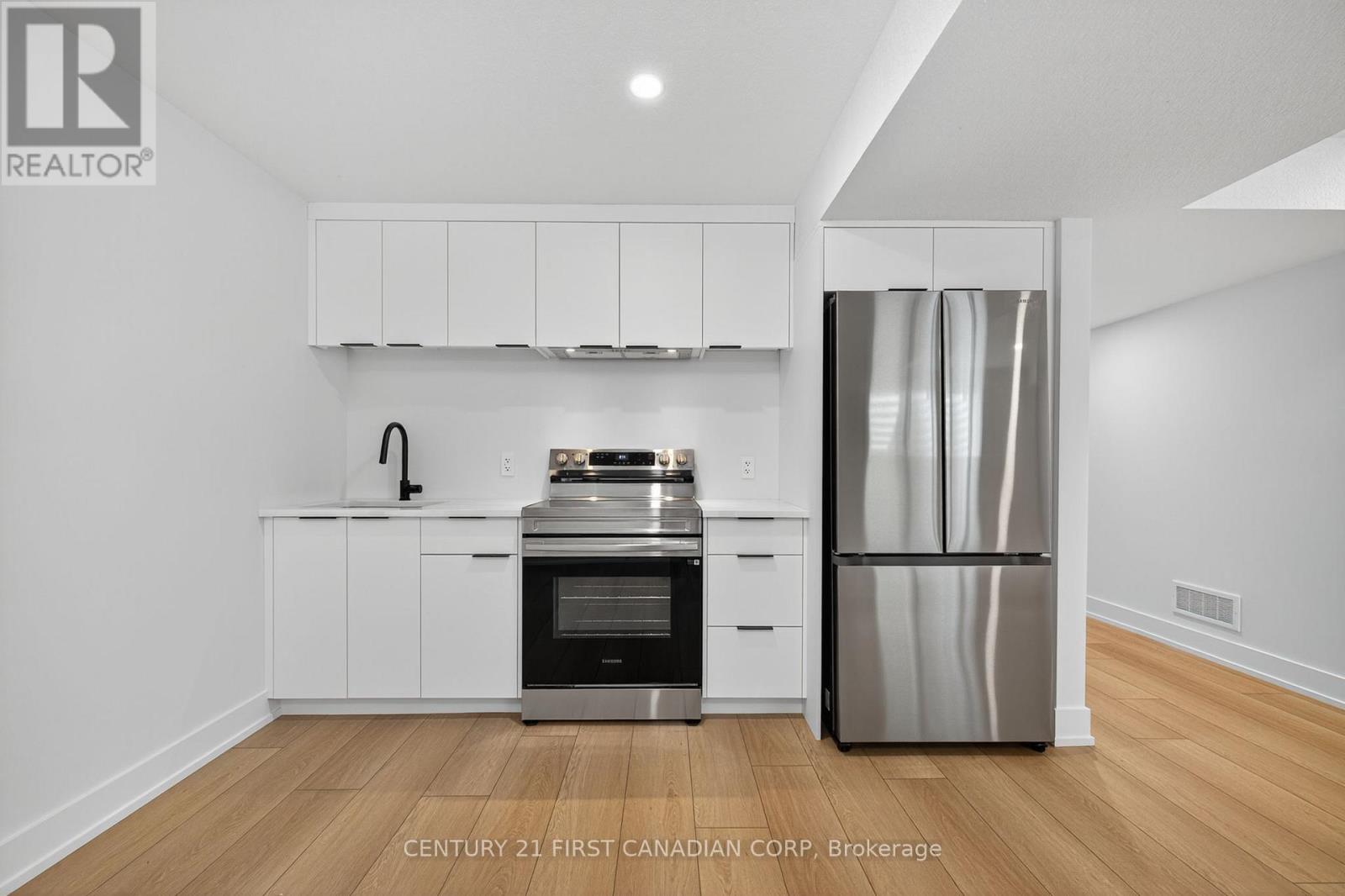 56- Lower - 1175 Riverbend Road, London South (South B), Ontario  N6K 0E9 - Photo 8 - X12310236