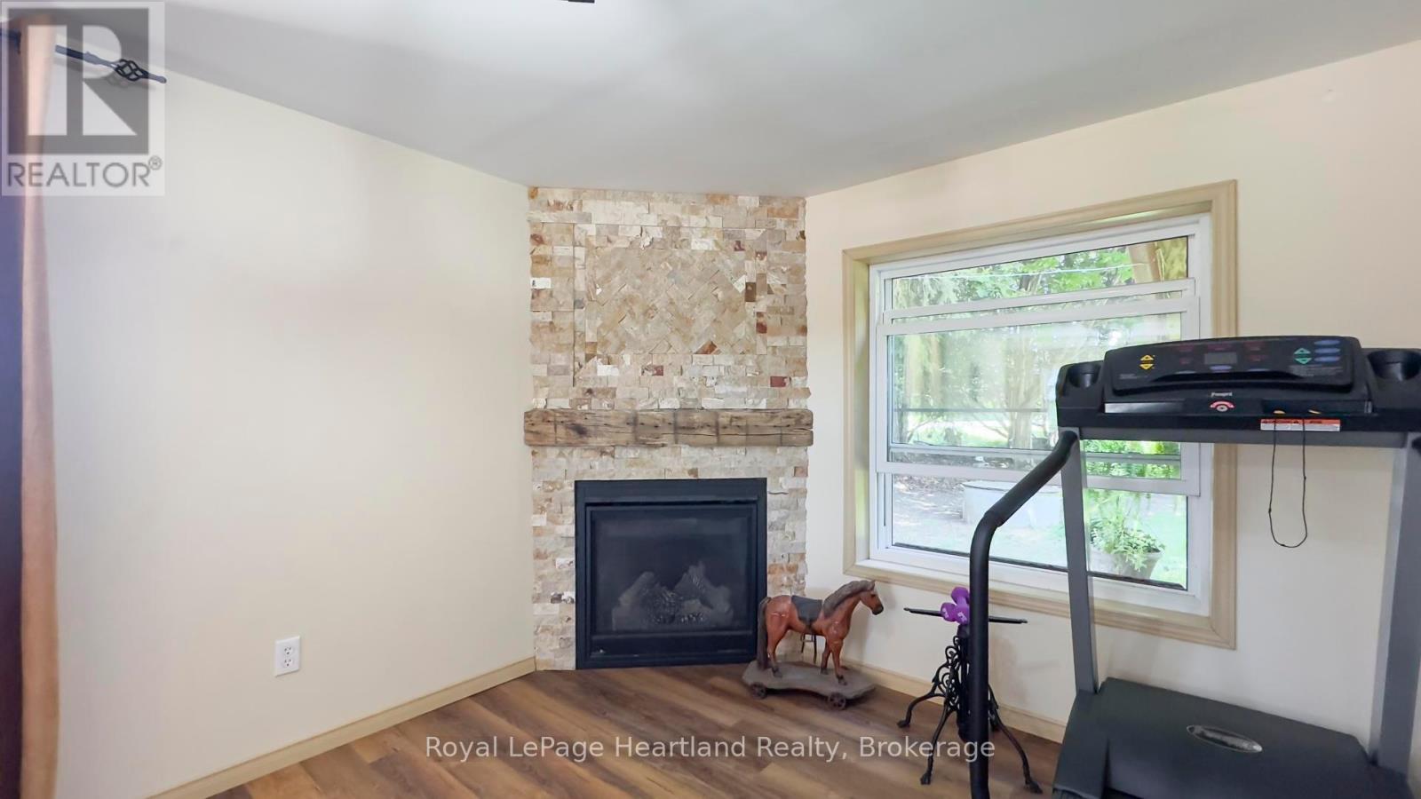 37752 Bayfield Road, Central Huron, Ontario  N0M 1L0 - Photo 33 - X12305255