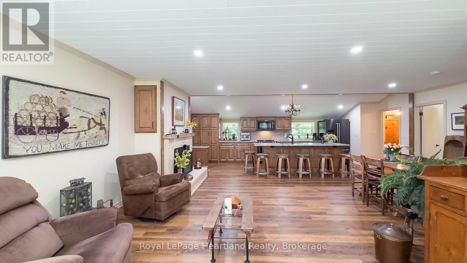 37752 Bayfield Road, Central Huron, Ontario  N0M 1L0 - Photo 7 - X12305255