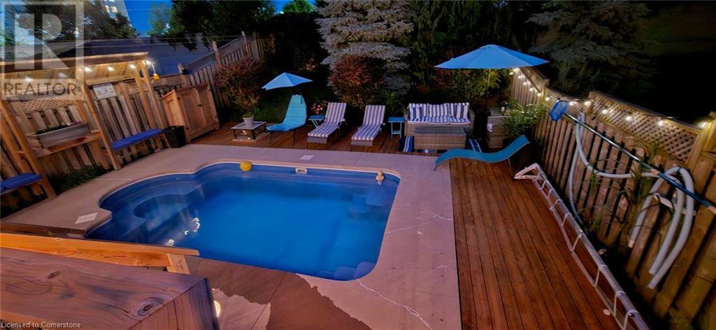 Property at 28 BARTLEMAN Crescent image 2