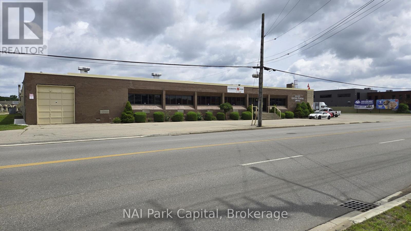 A&b - 66 Victoria Road S, Guelph, Ontario  N1E 5P6 - Photo 2 - X12310241