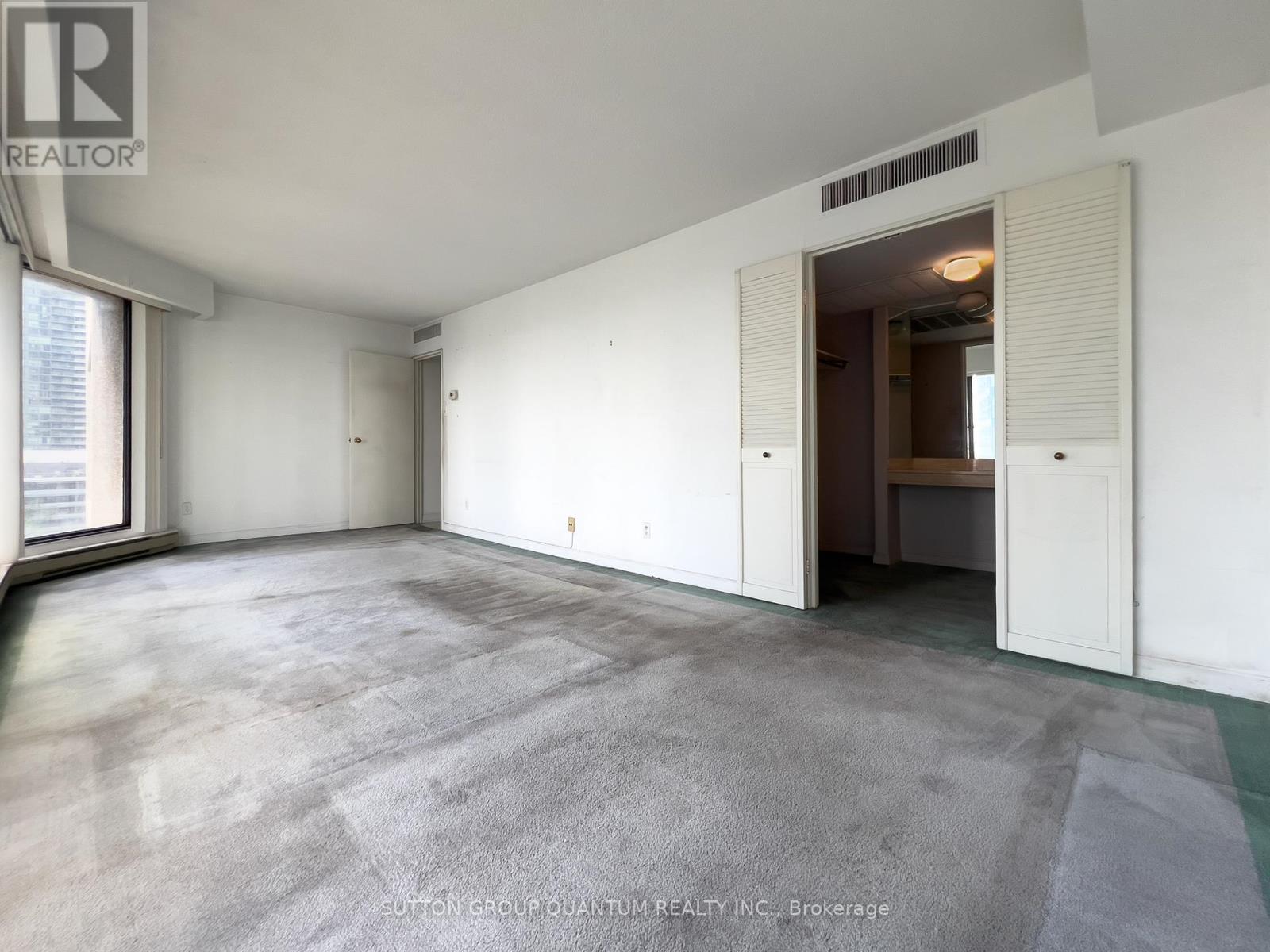 1617 - 55 Harbour Square, Toronto, Ontario  M5J 2L1 - Photo 15 - C12060025