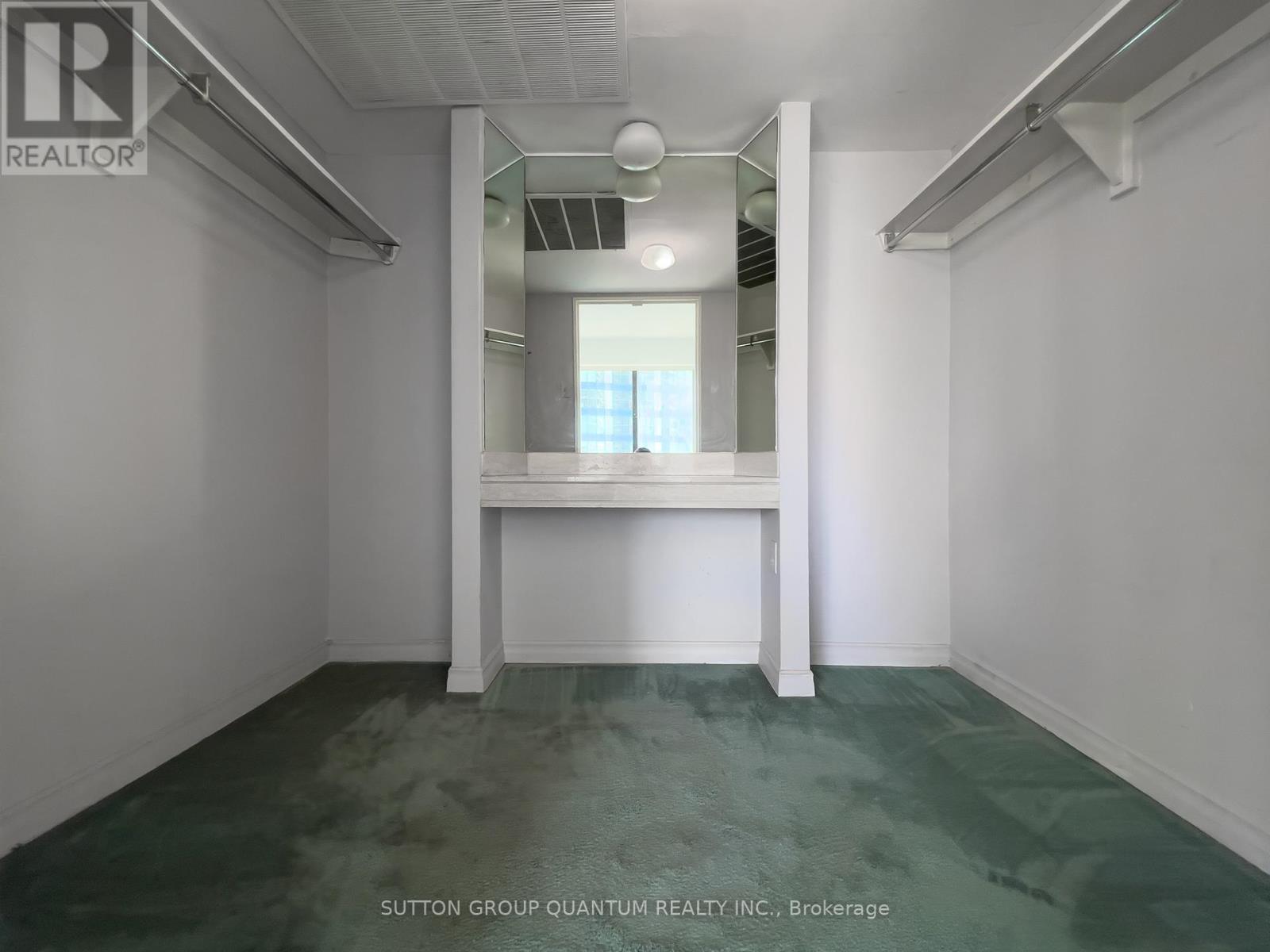 1617 - 55 Harbour Square, Toronto, Ontario  M5J 2L1 - Photo 16 - C12060025