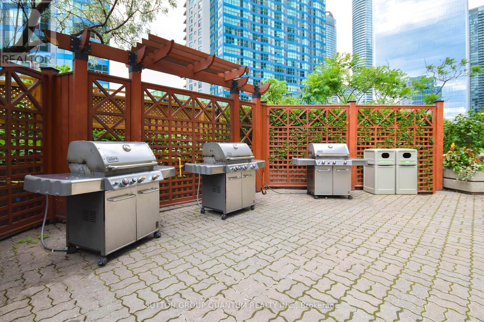 1617 - 55 Harbour Square, Toronto, Ontario  M5J 2L1 - Photo 30 - C12060025