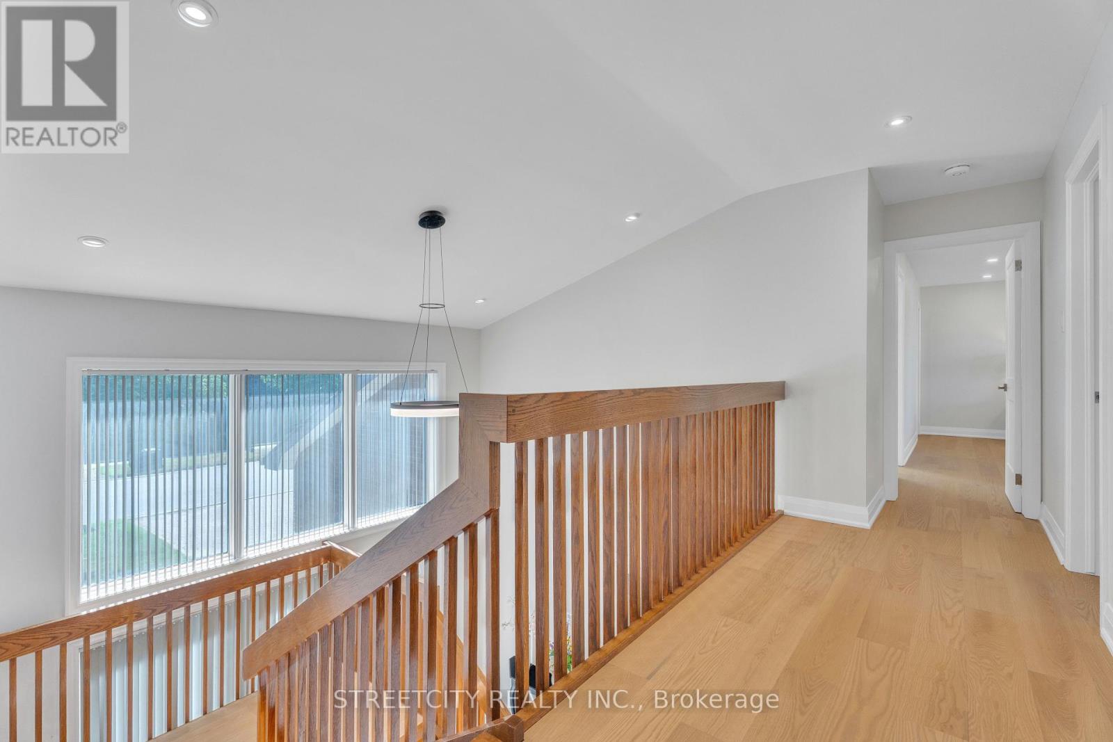 26 Grasmere Crescent, London North, Ontario  N6G 4P2 - Photo 30 - X12310253