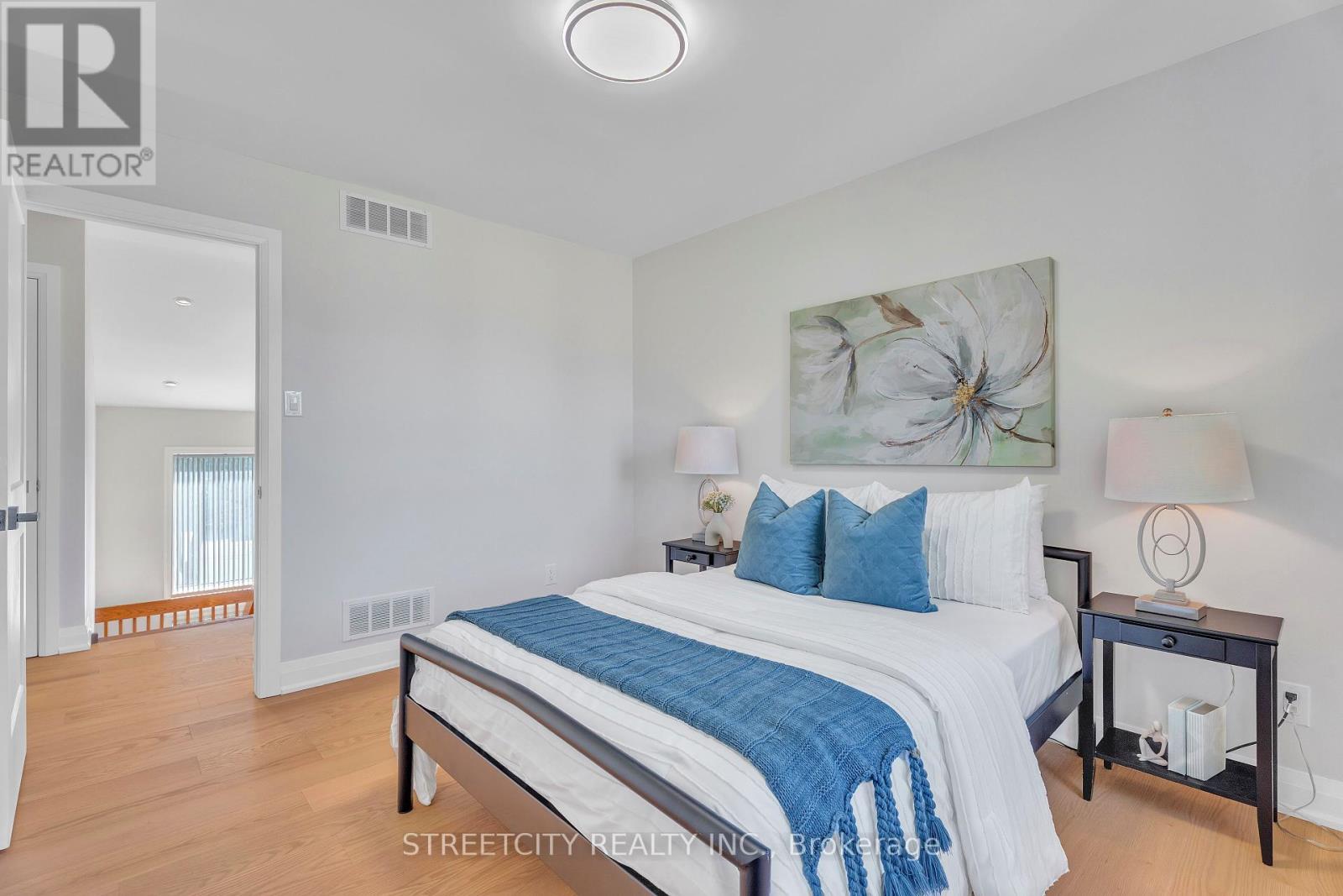 26 Grasmere Crescent, London North, Ontario  N6G 4P2 - Photo 38 - X12310253
