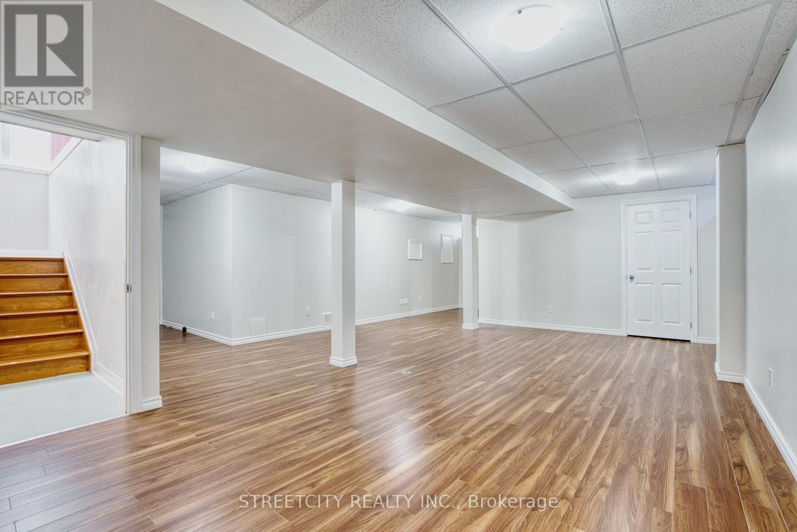 26 Grasmere Crescent, London North, Ontario  N6G 4P2 - Photo 43 - X12310253