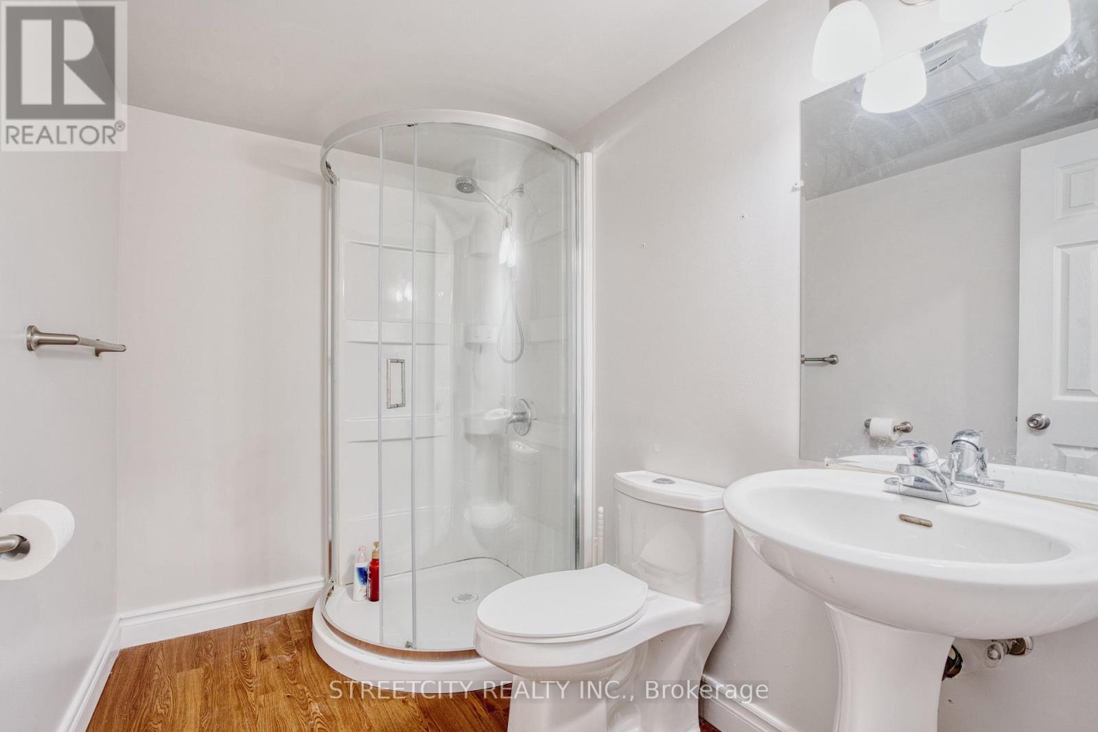 26 Grasmere Crescent, London North, Ontario  N6G 4P2 - Photo 47 - X12310253