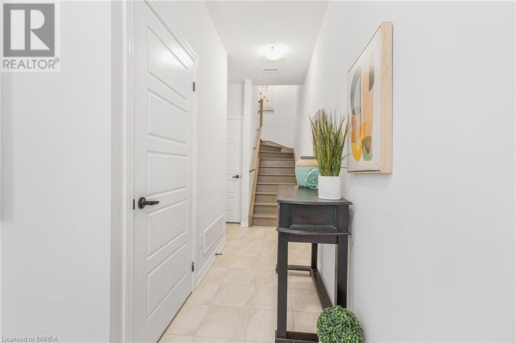 Property at 677 PARK Road N Unit# 150 image 4