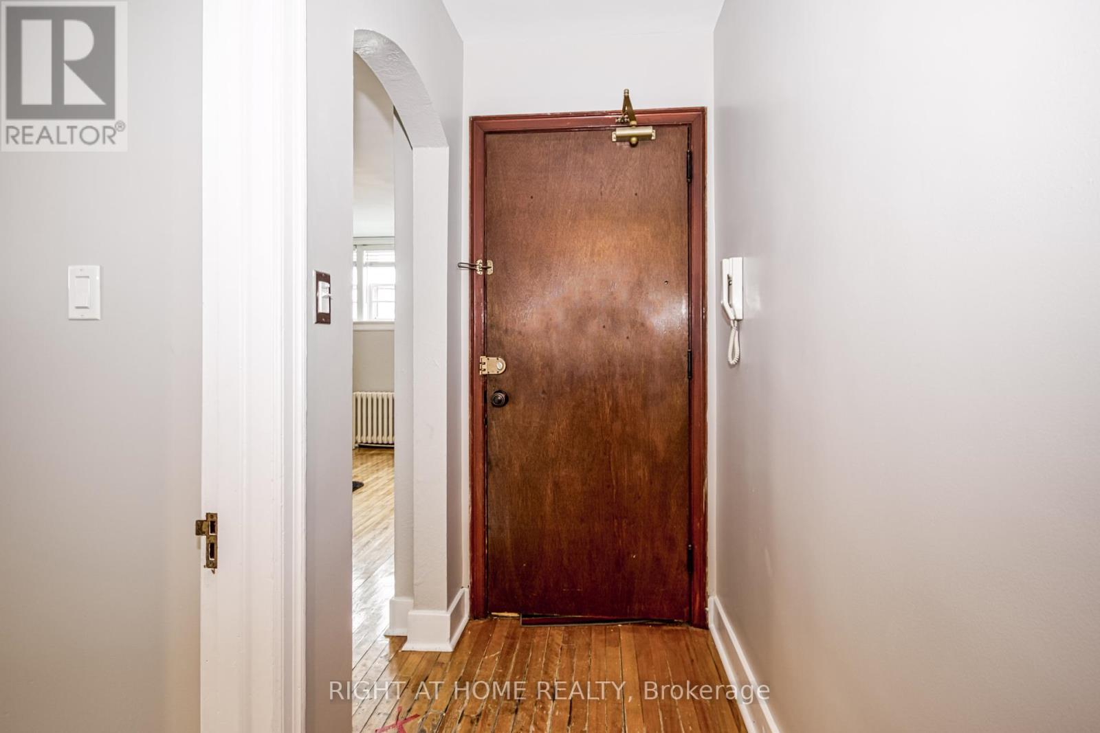 105 Riverside Drive, Greater Sudbury, Ontario  P3E 1G7 - Photo 12 - X12310308