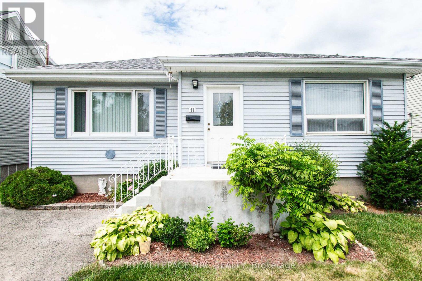 11 Melrose Avenue, St. Catharines, Ontario  L2P 2E3 - Photo 24 - X12310271