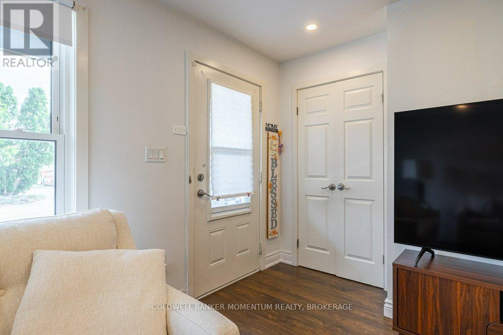 Property at 27 HAIGHT STREET image 4