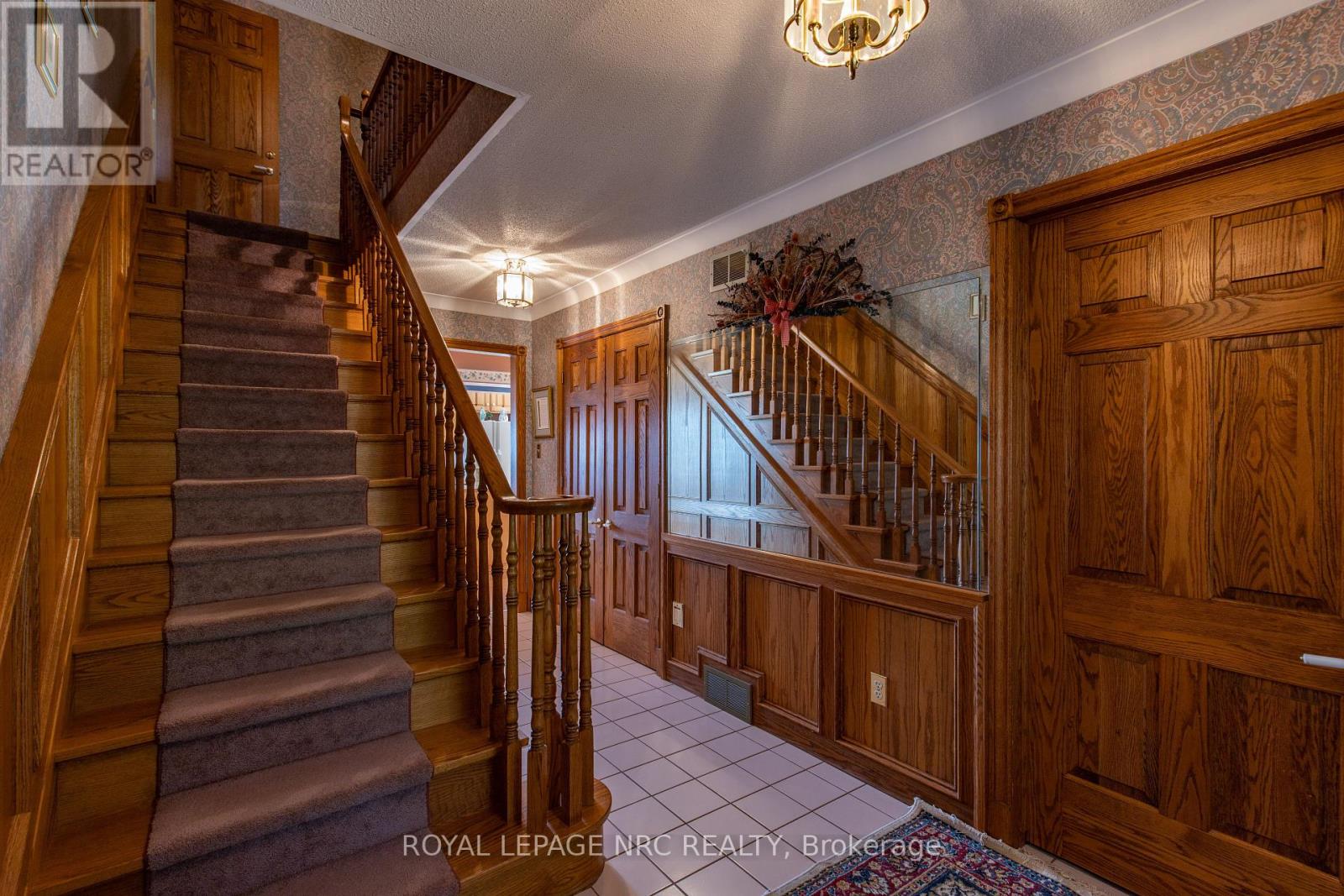 Property at 3 ELMVALE CRESCENT image 5