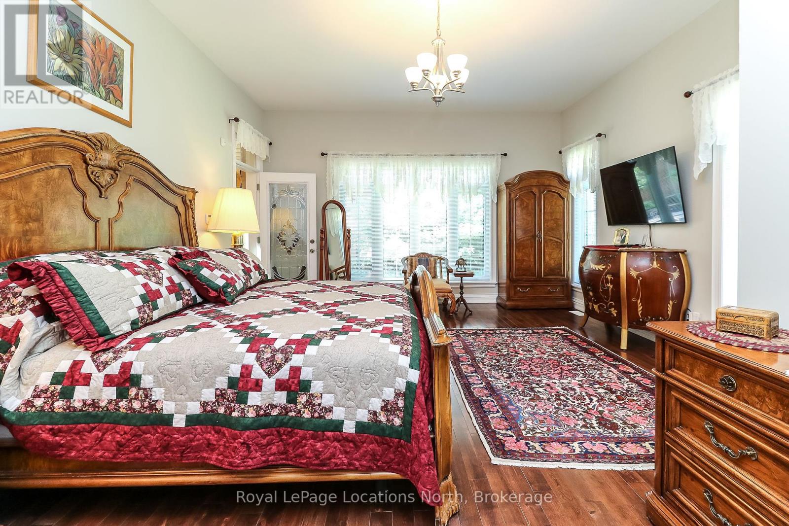 15 Downer Crescent, Wasaga Beach, Ontario  L9Z 1C2 - Photo 33 - S12310326