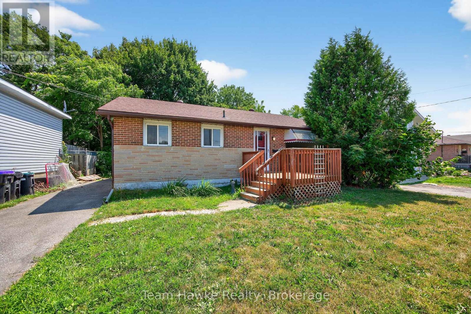 Property at 303 SCOTT STREET image 1