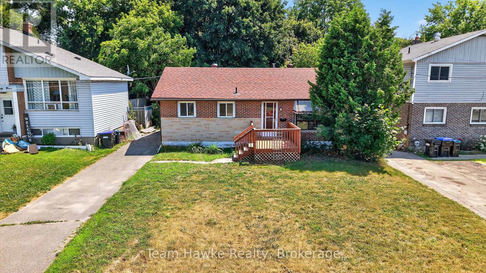 Property at 303 SCOTT STREET image 3