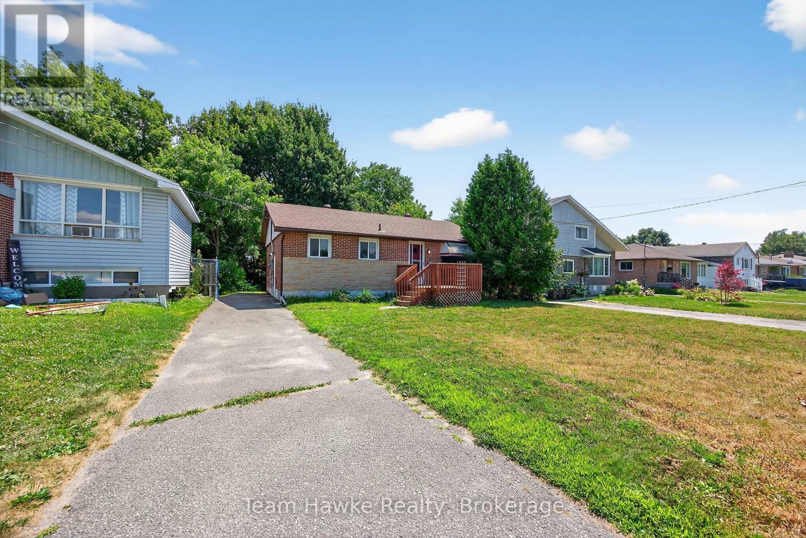 Property at 303 SCOTT STREET image 5
