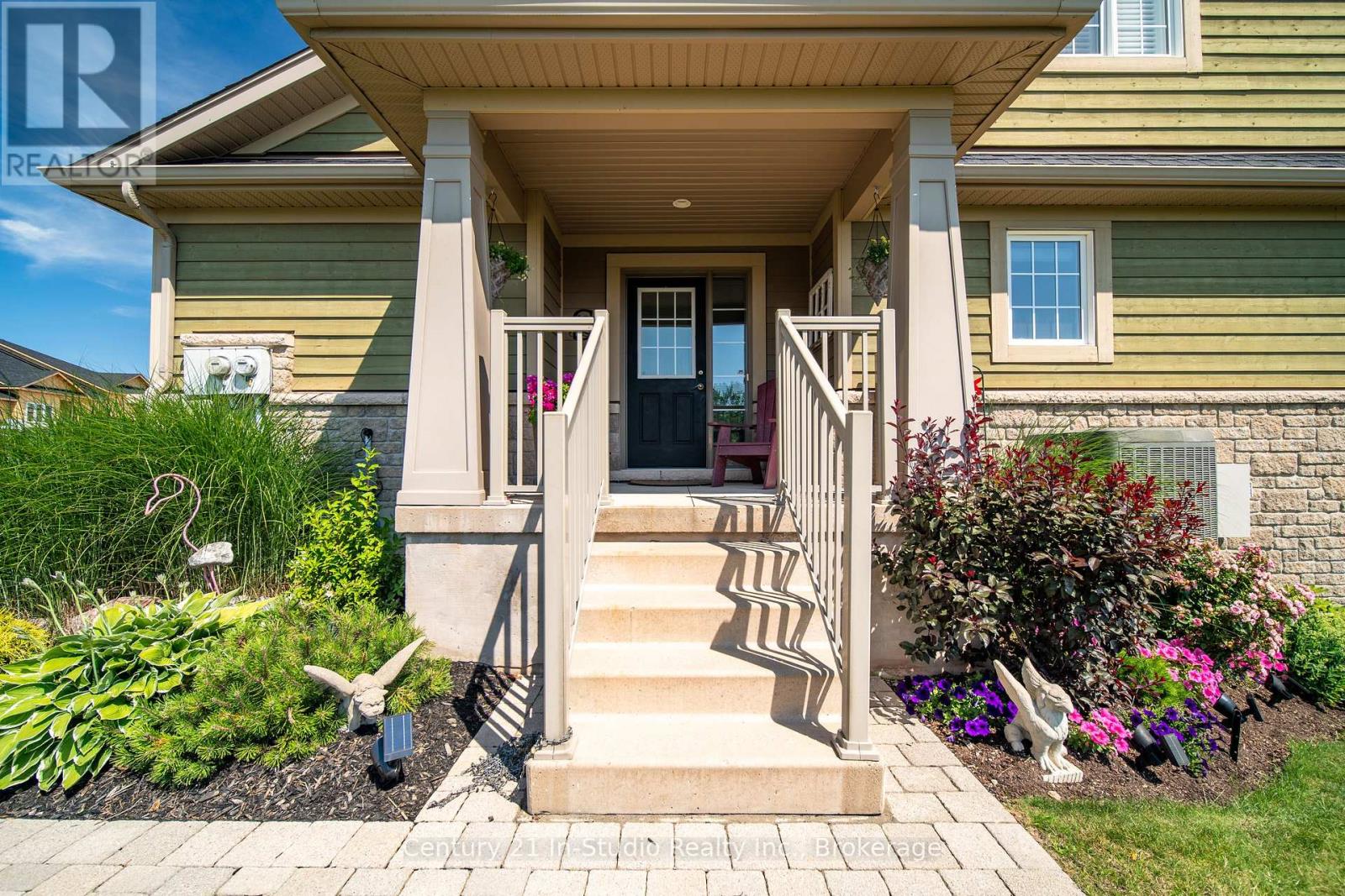 1 - 301 Telford Trail, Georgian Bluffs, Ontario  N0H 1S0 - Photo 14 - X12310257