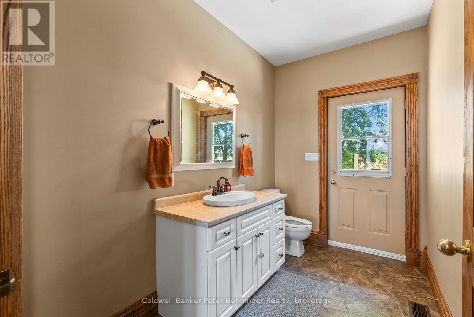 262 Greenock-Brant Twnline Line, Brockton, Ontario  N0G 1K0 - Photo 16 - X12310267