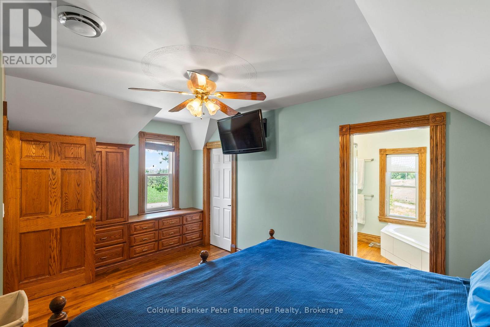 262 Greenock-Brant Twnline Line, Brockton, Ontario  N0G 1K0 - Photo 31 - X12310267