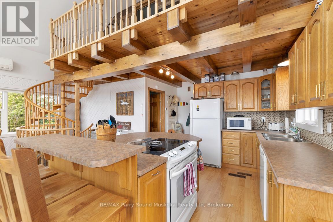 247 Blue Jay Road, French River, Ontario  P0M 2N0 - Photo 17 - X12310382