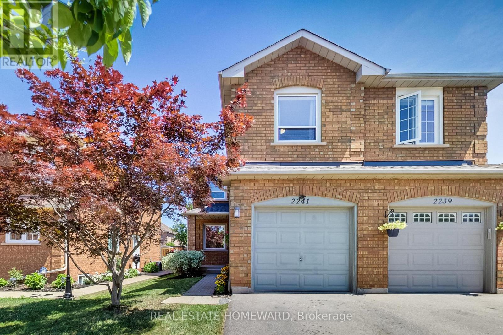 Property at 2241 DALE RIDGE DRIVE image 3
