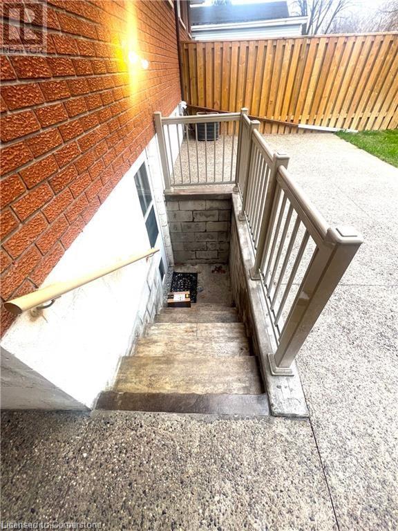 208 Picton Street E, Hamilton, Ontario  L8L 3W9 - Photo 18 - 40755033