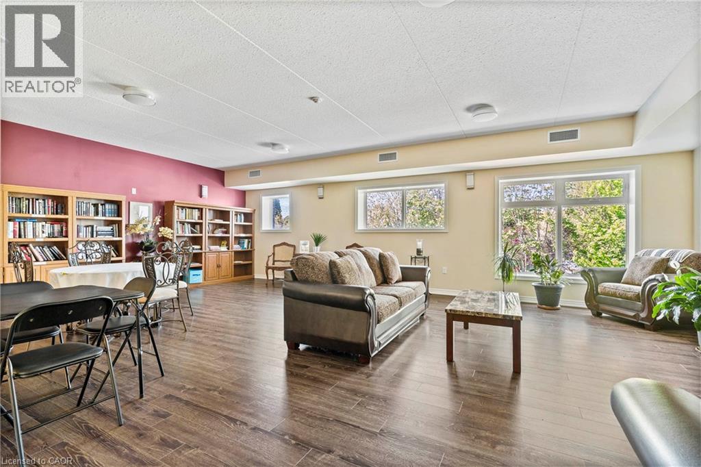 4644 Pettit Avenue Unit# 213, Niagara Falls, Ontario  L2E 0B4 - Photo 39 - 40734952