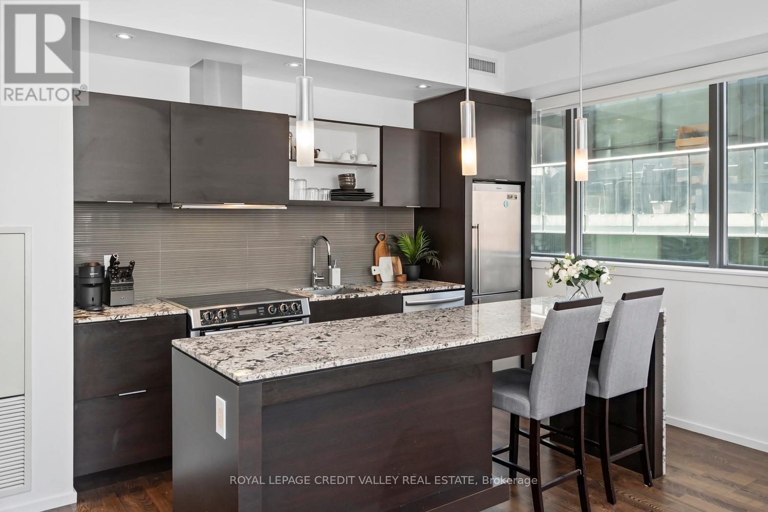 1003 - 8 Charlotte Street, Toronto, Ontario  M5V 0K4 - Photo 13 - C12310368