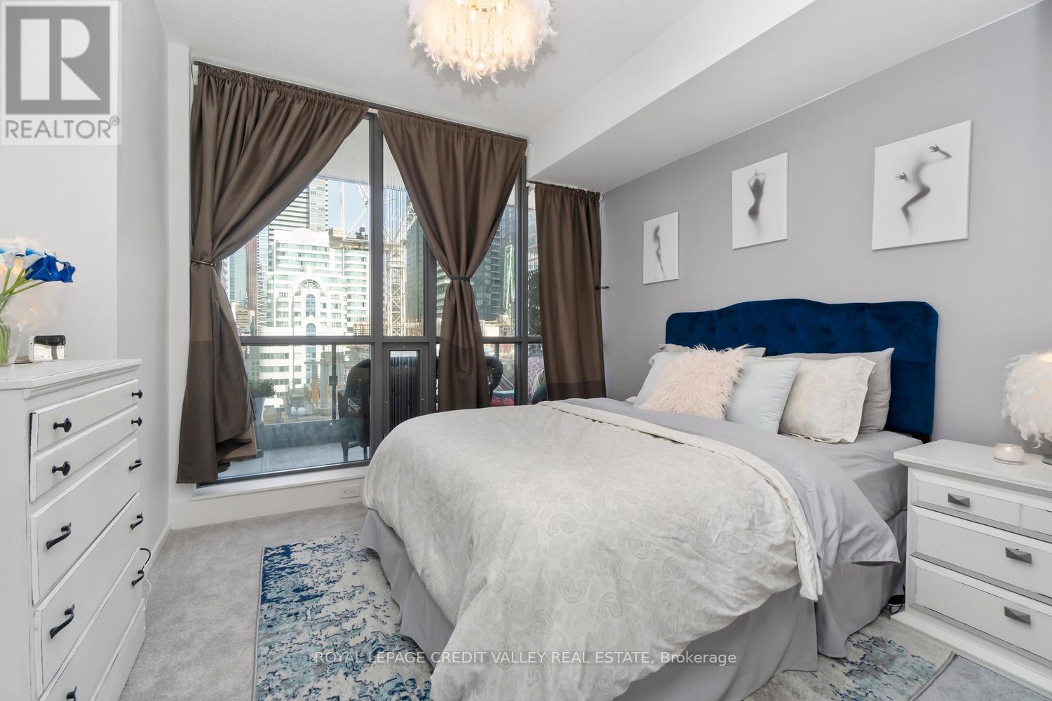 1003 - 8 Charlotte Street, Toronto, Ontario  M5V 0K4 - Photo 15 - C12310368