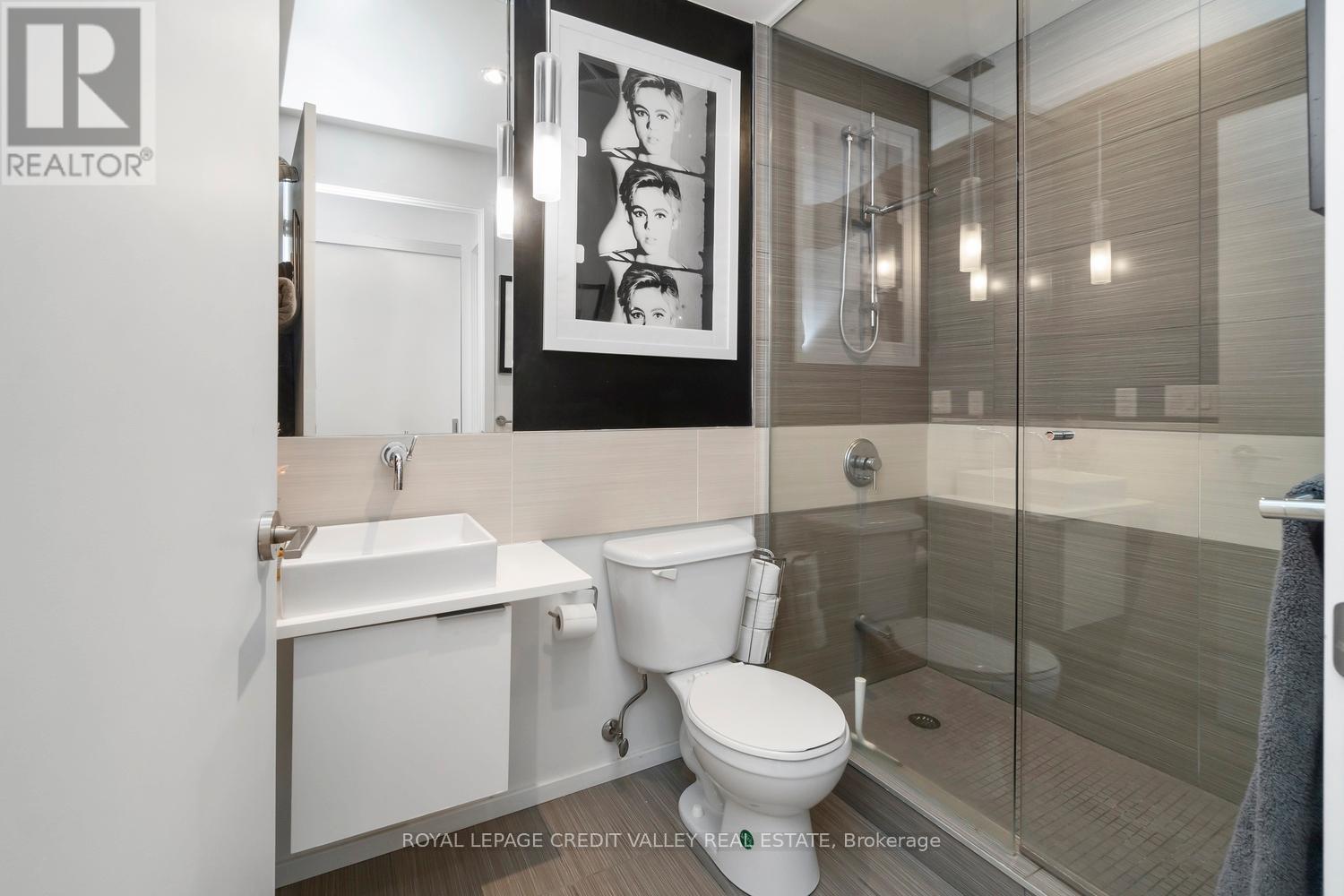 1003 - 8 Charlotte Street, Toronto, Ontario  M5V 0K4 - Photo 18 - C12310368