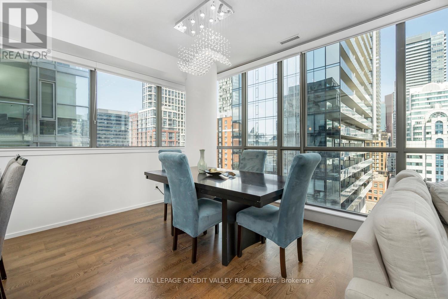 1003 - 8 Charlotte Street, Toronto, Ontario  M5V 0K4 - Photo 7 - C12310368