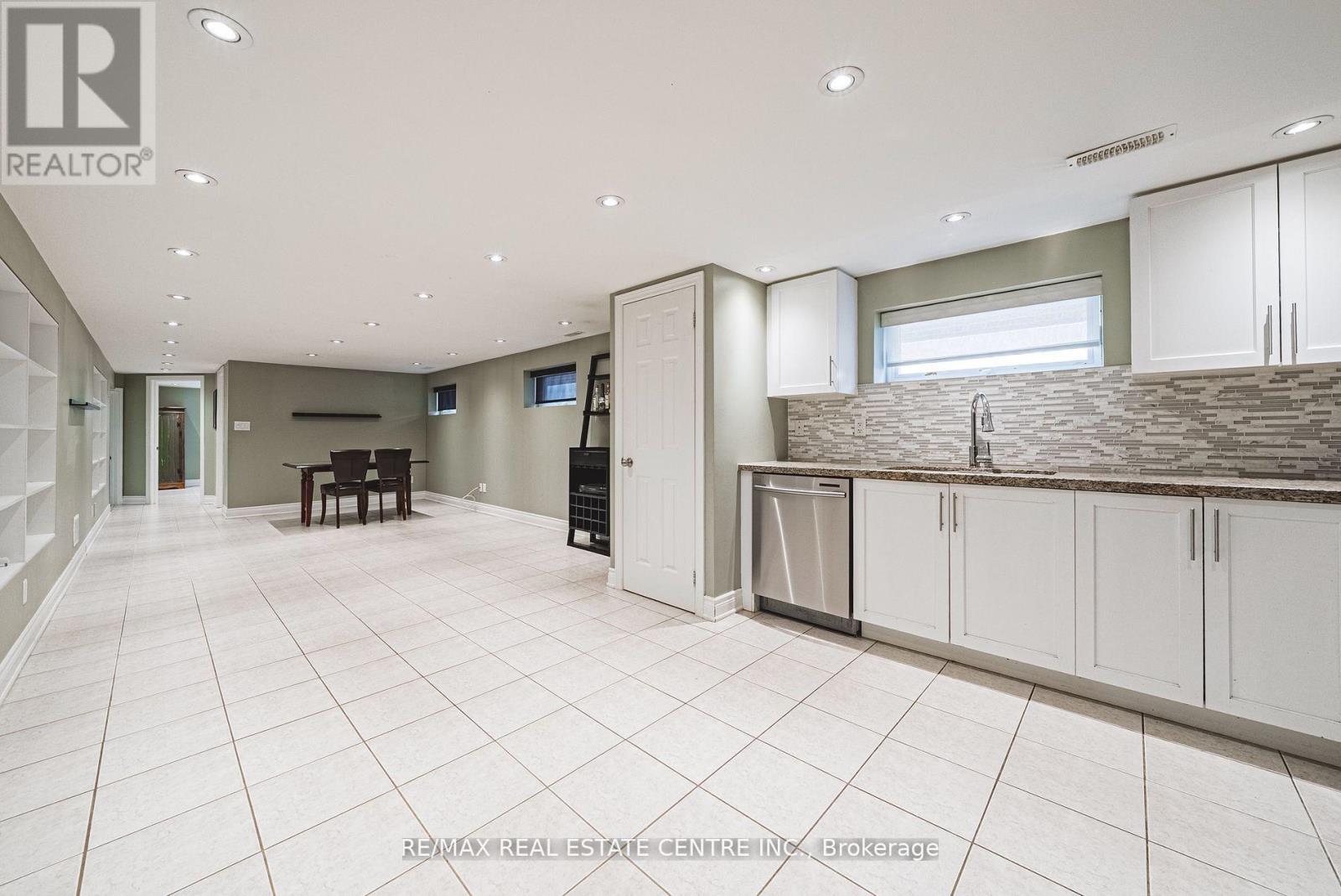 665 Woodbridge Avenue, Vaughan, Ontario  L4L 2T9 - Photo 31 - N12310349
