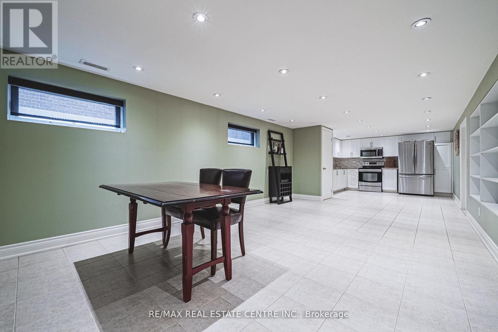 665 Woodbridge Avenue, Vaughan, Ontario  L4L 2T9 - Photo 33 - N12310349